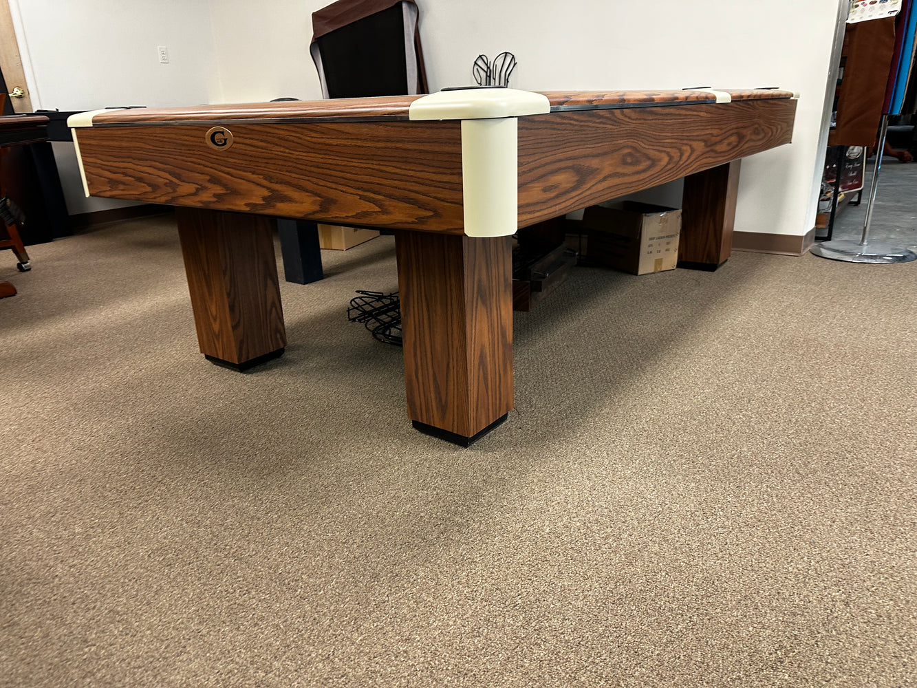 Used 8’ Gandy Sportsman Pool Table