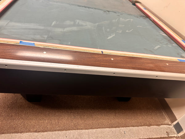 Pre-Owned 9’ Brunswick Century